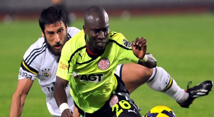 Diarra golünü Mehmet Sedef için attı Diarra golünü Mehmet Sedef için attı