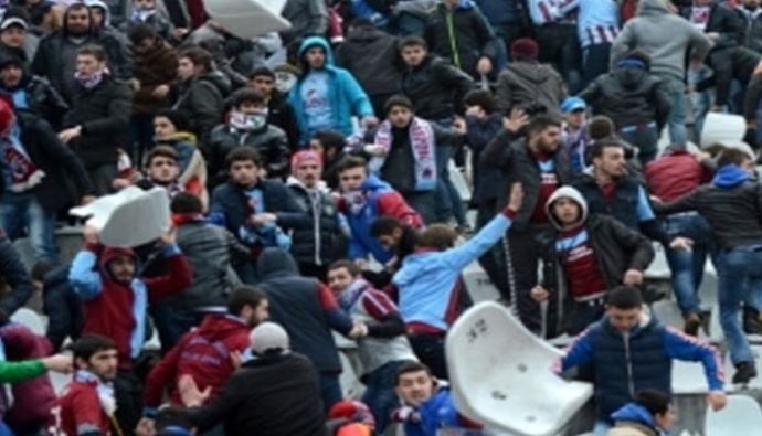 Trabzon'da olaylı maç, 12 gözaltı
