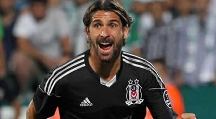 Beşiktaş'ta sakatlık şoku - Kadrodan çıktı Beşiktaş'ta sakatlık şoku - Kadrodan çıktı