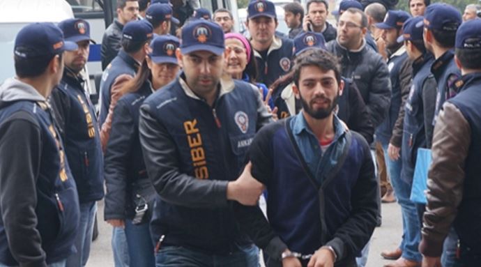 Siber saldırı zanlıları Ankara Adliyesi'ne getirildi