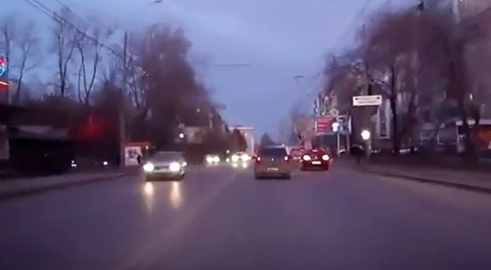 Rusya'da trafikte inanılmaz olay