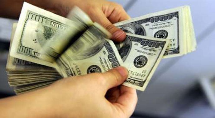 Dolar ve petrol düştü sıra ucuz yakıta geldi Dolar ve petrol düştü sıra ucuz yakıta geldi