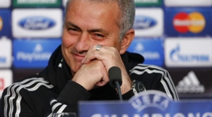 Mourinho berber parasını bedava getirdi Mourinho berber parasını bedava getirdi