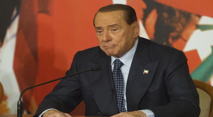 Silvio Berlusconi için yarın kritik gün Silvio Berlusconi için yarın kritik gün