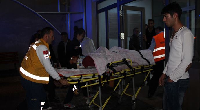 Çorum'da trafik kazası, 3 ölü, 1 yaralı Çorum'da trafik kazası, 3 ölü, 1 yaralı