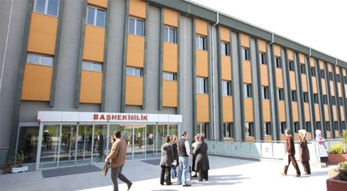 Melike Başer'in ameliyatında engel yok