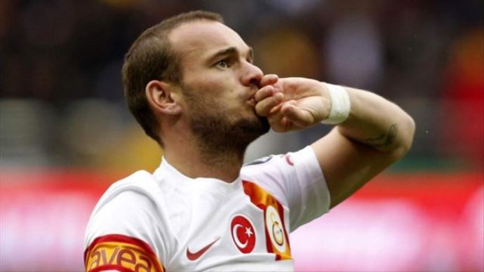 Wesley Sneijder'a Manchester United'dan servet