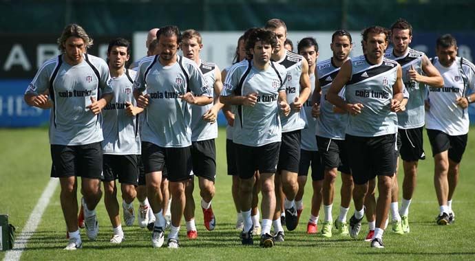 Beşiktaş, Fenerbahçe maçı hazırlıklarını sürdürdü