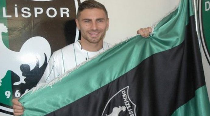 Denzilispor'da istifa depremi