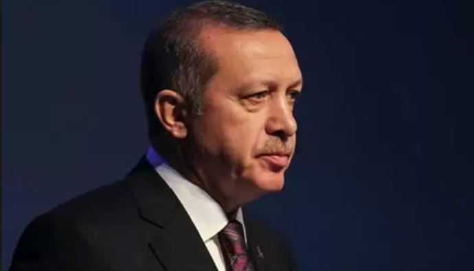 Başbakan Erdoğan'dan Kurtulmuş'a geçmiş olsun telefonu Başbakan Erdoğan'dan Kurtulmuş'a geçmiş olsun telefonu