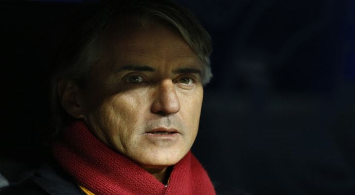 Mancini'nin kızı dayanamadı, 'Babamın elinde sihirli değnek yok' Mancini'nin kızı dayanamadı, 'Babamın elinde sihirli değnek yok'