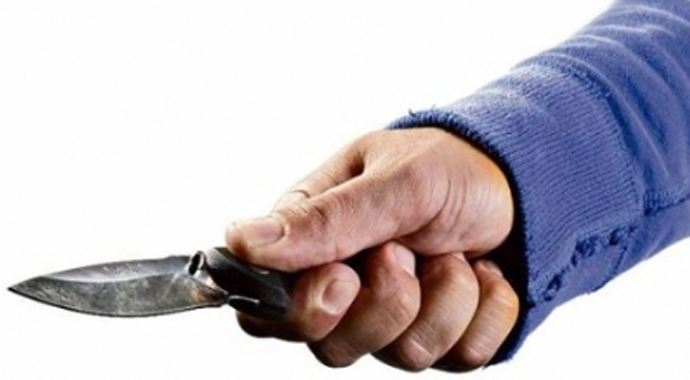 Bıçaklandığını 2 saat sonra farketti