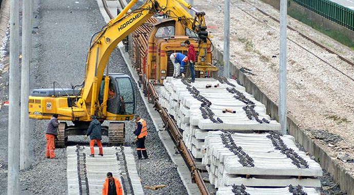 Ankara-İstanbul YHT'de sona yaklaşıldı Ankara-İstanbul YHT'de sona yaklaşıldı