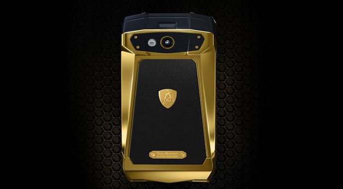 Tonino Lamborghini'den 4000bin dolarlık lüks telefon Tonino Lamborghini'den 4000bin dolarlık lüks telefon