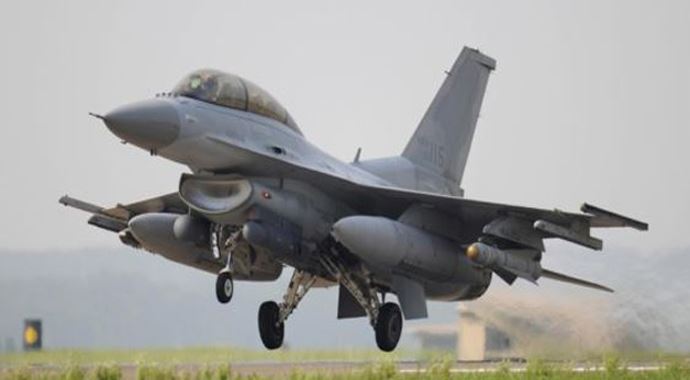 Japonya ve Güney Kore'den Çin'e gözdağı Japonya ve Güney Kore'den Çin'e gözdağı