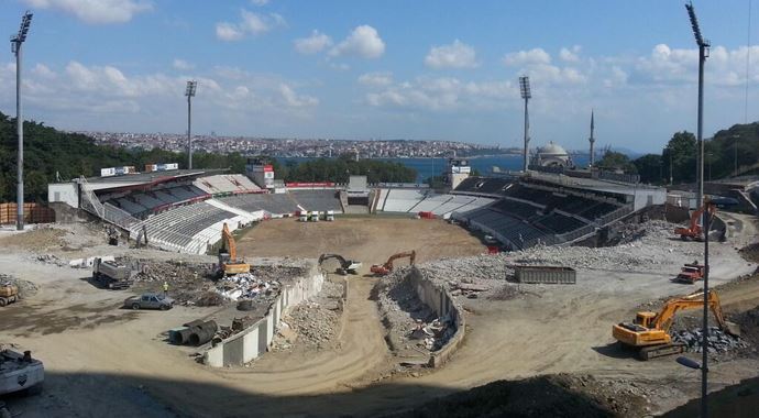 Beşiktaş İnönü Stadyumu'nda son durum Beşiktaş İnönü Stadyumu'nda son durum