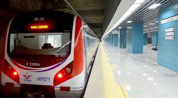 Marmaray&#039;a merak için bindi ve 50 bin dolar buldu