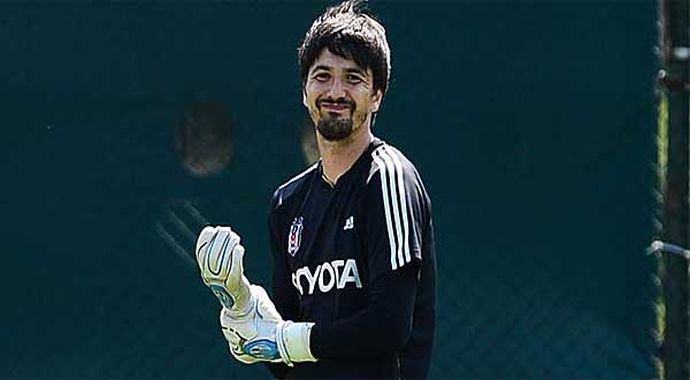 Beşiktaşlı Tolga Zengin, zor günler yaşıyor Beşiktaşlı Tolga Zengin, zor günler yaşıyor