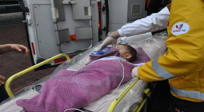 13 aylık bebek 5 santimlik  vida yuttu