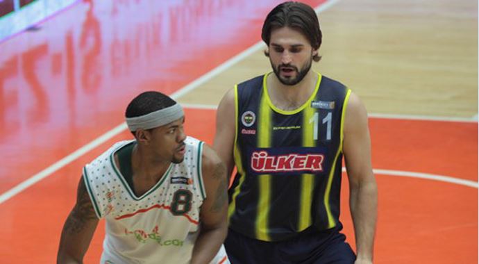 Fenerbahçe Ülker'in yeni formaları geliyor