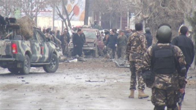 Kabil'de intihar saldırısı, 4 kişi yaralı Kabil'de intihar saldırısı, 4 kişi yaralı