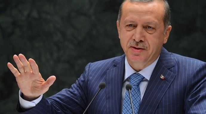AK Parti'den 6 bin kişilik sosyal medya ekibi