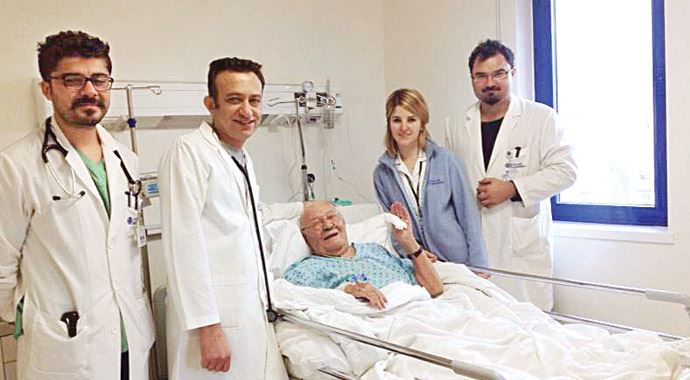 96 yaşında kalp ameliyatı oldu 