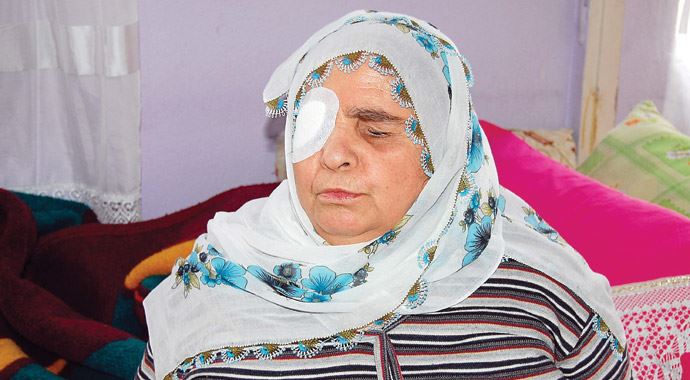 60'ındaki kadının 58 yıl sonra  gözleri açıldı