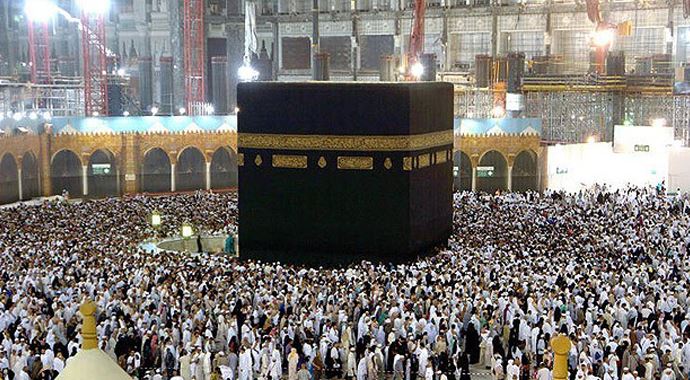 Umre'ye 14 gün sınırı geldi Umre'ye 14 gün sınırı geldi