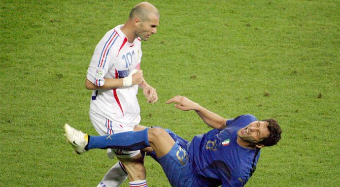 7 yıl sonra gelen Zidane itirafı 7 yıl sonra gelen Zidane itirafı