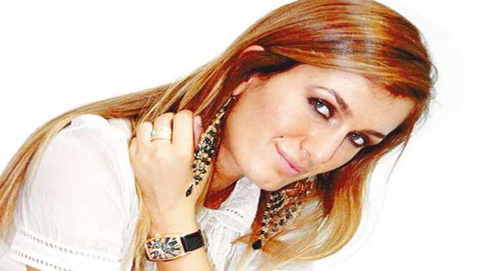 Tuğba Özay, mankenlikten sonra tiyatro sahnesinde Tuğba Özay, mankenlikten sonra tiyatro sahnesinde