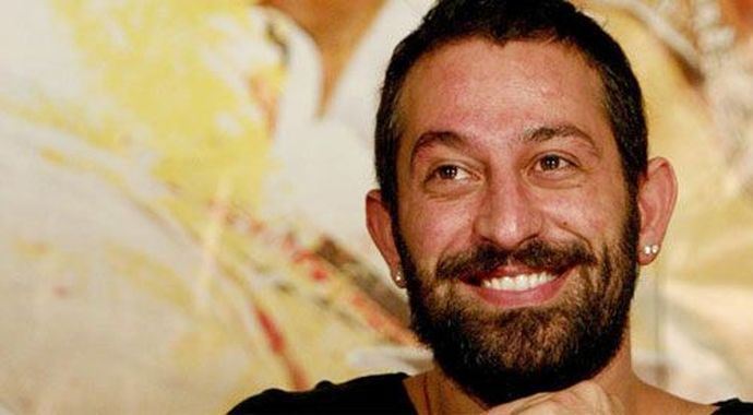 Cem Yılmaz ile yemek 55 bin, Hüsnü özyeğin ile 40 bin TL
