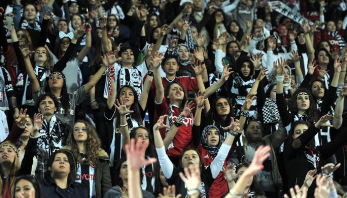 Kadın taraftarlar Beşiktaş'a iyi gelmedi Kadın taraftarlar Beşiktaş'a iyi gelmedi