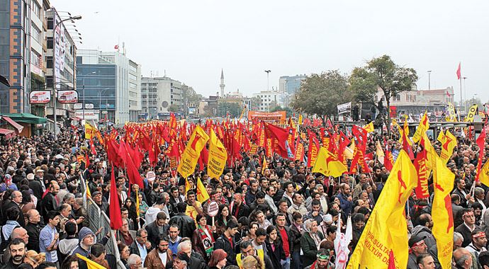 &#039;Devletin Alevisi olmayız&#039;