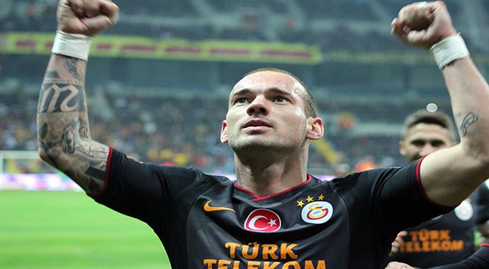 'Wesley Sneijder'in yokluğu Galatasaray'ı etkilemez' 'Wesley Sneijder'in yokluğu Galatasaray'ı etkilemez'