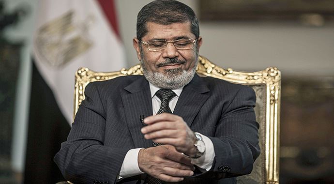 Muhammed Mursi&#039;nin duruşması 8 Ocak&#039;a ertelendi