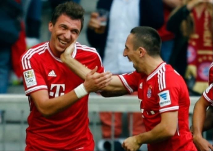 Bayern Münih tarihi rekoru egale etti