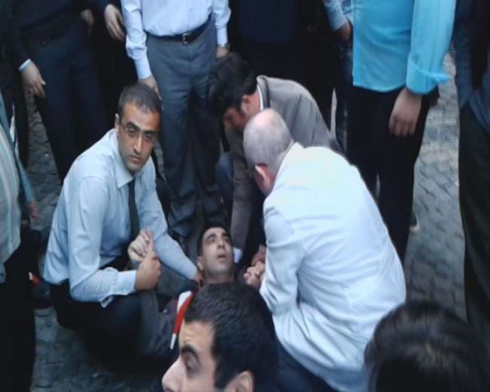 Firari mahkumu vatandaş yakaladı Firari mahkumu vatandaş yakaladı