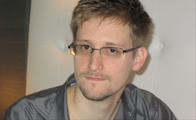 Almanya, Snowden'e sığınma hakkı vermeyecek Almanya, Snowden'e sığınma hakkı vermeyecek