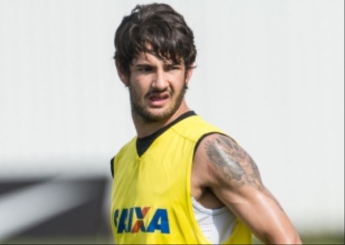 Beşiktaş ile adı anılan Pato için Corinthians'tan açıklama Beşiktaş ile adı anılan Pato için Corinthians'tan açıklama