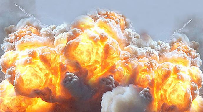 Kerkük'te yol kenarına bırakılan bomba patladı, 2 ölü Kerkük'te yol kenarına bırakılan bomba patladı, 2 ölü