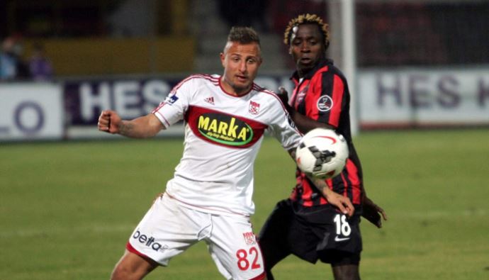Sivasspor, Gaziantepspor'a deplasmanda fark attı