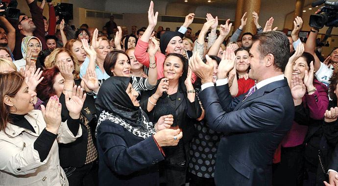 Mustafa Sarıgül, 'Bismillah diyerek yolumuza çıkıyoruz' Mustafa Sarıgül, 'Bismillah diyerek yolumuza çıkıyoruz'
