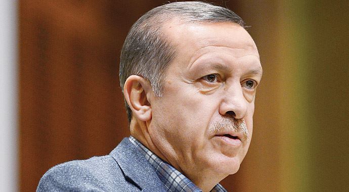 Başbakan Erdoğan'dan 'Diyarbakır ve İzmir'i alın' talimatı Başbakan Erdoğan'dan 'Diyarbakır ve İzmir'i alın' talimatı