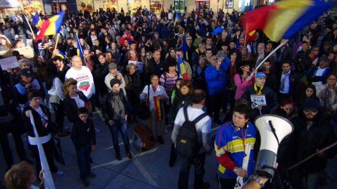 Romanlar kimliklerini saklıyor Romanlar kimliklerini saklıyor