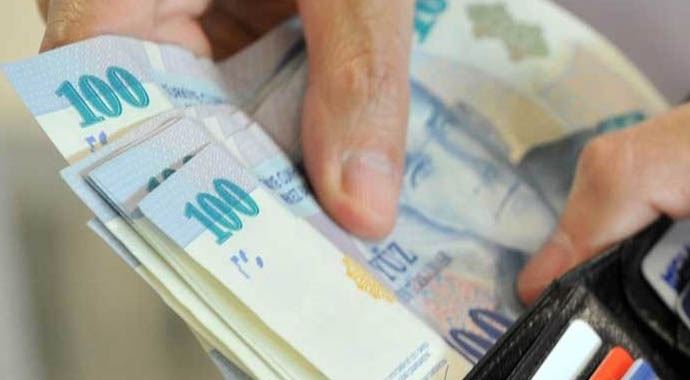 Milyonlarca çalışana 65 lira zam müjdesi Milyonlarca çalışana 65 lira zam müjdesi