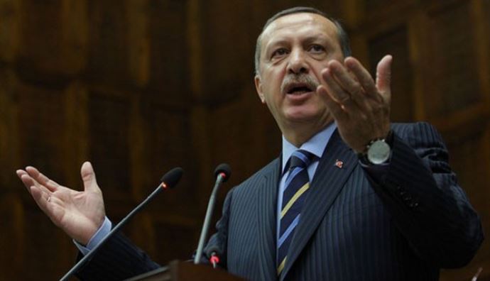 Başbakan Erdoğan'ı kızdıran 'öğrenci evi' sorusu Başbakan Erdoğan'ı kızdıran 'öğrenci evi' sorusu