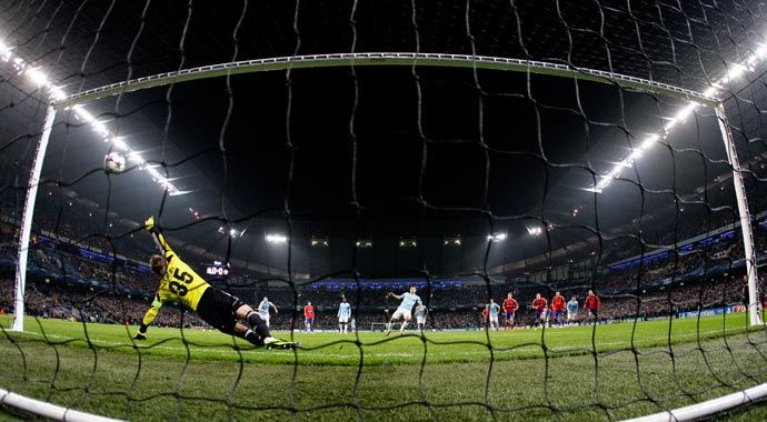 Manchester City CSKA&#039;yı parçaladı, bir üst turu garantiledi