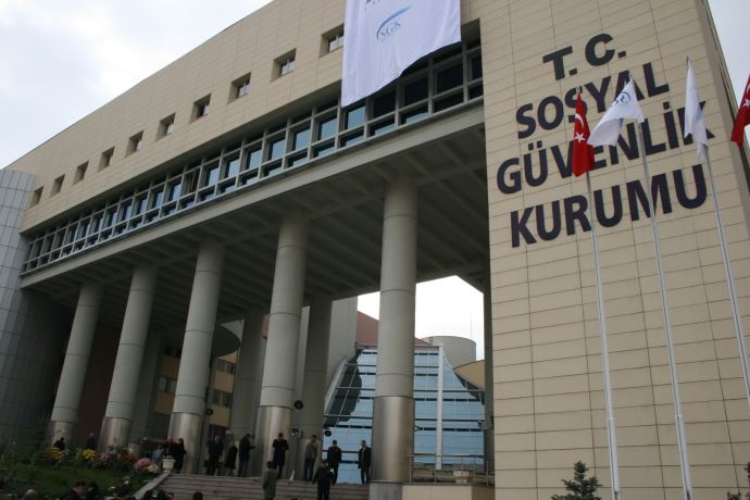 SGK borçlularına kötü haber, 'e-haciz' geliyor