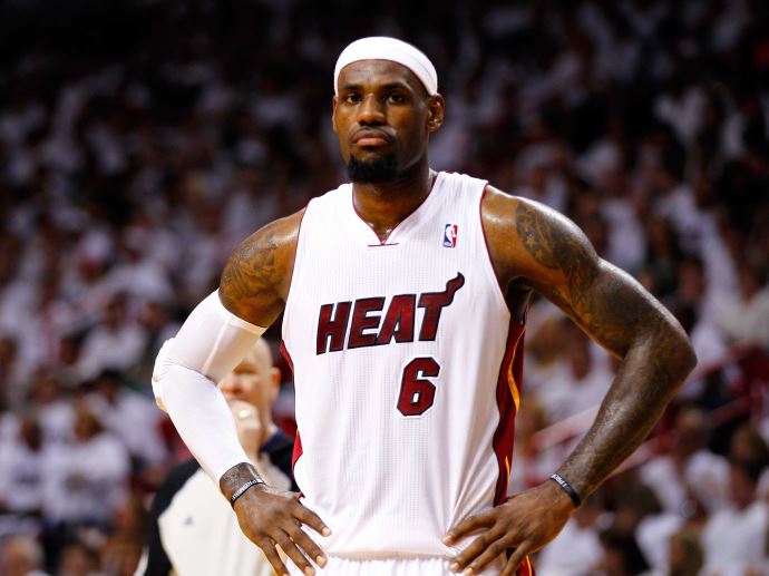 LeBron James, tek başına Miami'yi sırtladı LeBron James, tek başına Miami'yi sırtladı